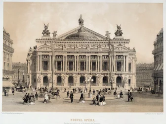Uitzicht op de gevel van de Opera Garnier in Parijs met uitzicht op de Boulevard des Capucines