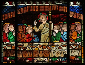 Venster w14 met Christus verschijnt aan de verzamelde apostelen zoals bij het Laatste Avondmaal