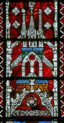 Raam w219 met een baldakijn