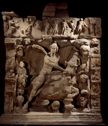 Gallo-Romeinse kunst: reliëf dat Mithra de god van het licht met de stier afbeeldt