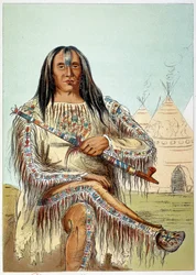 Amerikaanse Indianen: Portret van een leider van de Blackfoot-stam (Blackfeet) ongeveer 50 jaar oud. Illustratie door George Catlin