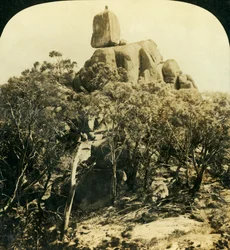 The Look-Out Rock, Buffalo Ranges, Victoria, Australië, circa 1909