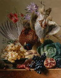 Dode fazant, patrijs, druiven, kool, fruit en bloemen op een richel