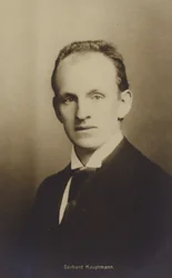 Gerhard Hauptmann (1862-1946), Duits dramaturg en romanschrijver (z/w foto)