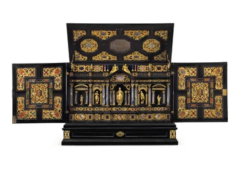 Een Augsburg tafel-kabinet, c.1630-40