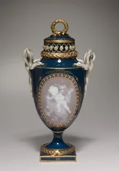 Gedekte Vaas, gemaakt door Meissen Porselein Fabriek, Duitsland, 1881
