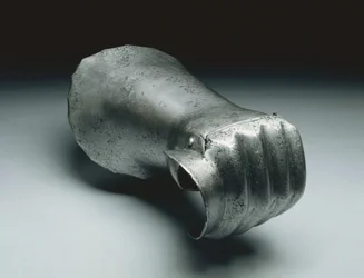 Toernooihandschoen, ca. 1560-80