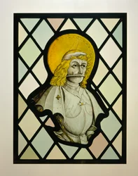 Fragment van raampaneel met gepantserde heilige