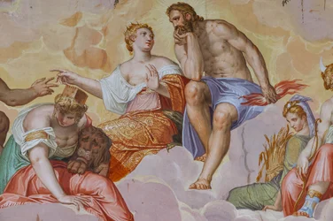 Juno, Jupiter, Cybele liggend op wolken, boven architectonische ruïnes, detail van de Kamer van Olympus, ca.1557