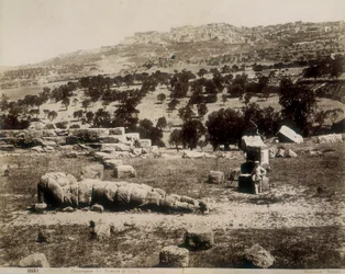 Agrigento: een uitzicht op de ruïnes van de Tempel van Jupiter