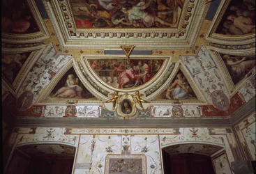 Detail van de kamer van Lorenzo il Magnifico die zijn bezoek aan Napels vertegenwoordigt (fresco)