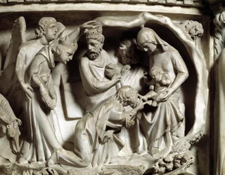 Detail van de reliëfs van de Stoel gemaakt door Giovanni Pisano (1248-1314): Detail van de reliëfs van de marmeren preekstoel, de aanbidding van de wijzen