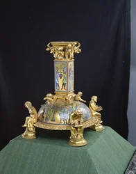 Basis van het kruis van St. Bertin, van de Abbaye Saint-Bertin