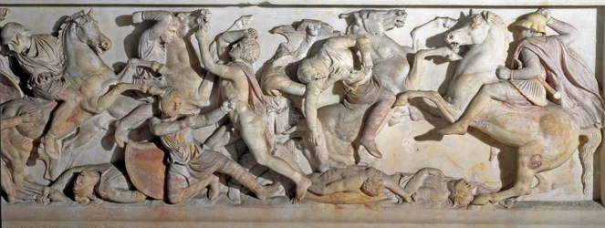 Griekse kunst: sarcofaag van Alexander de Grote (356-323 v.Chr.) Uitzicht op de reliëfs die de Slag bij Issos in 333 v.Chr. tussen de Grieken en de Perzen voorstellen. Uit de Fenicische necropolis van Sidon. 4e eeuw v.Chr. Dim. 195 x 318 x167 cm Istanboel,