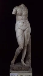 Naakt staande Aphrodite, Alexandrijns, ca. 336-30 v.Chr.