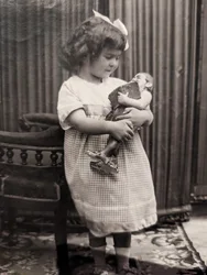 Frida Kahlo als kind (foto)