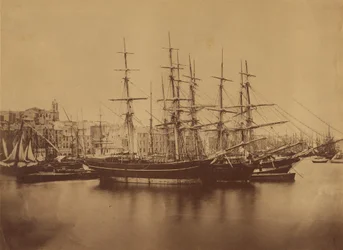 Schepen in de haven van Sète