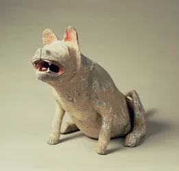 Vroege Chinese zittende hond van aardewerk, grafartefact, Han-dynastie, 206 v.Chr.-220 n.Chr.