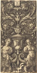 Ornament met Vaas en Twee Vrouwelijke Figuren