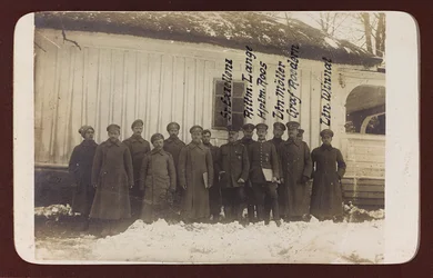 Eerste Wereldoorlog: Oekraïne in de jaren 1914-1916 tijdens de invasie van het Duitse leger. Groep soldaten