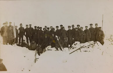 Eerste Wereldoorlog: Oekraïne in de jaren 1914-1916 tijdens de invasie van het Duitse leger. Groep soldaten