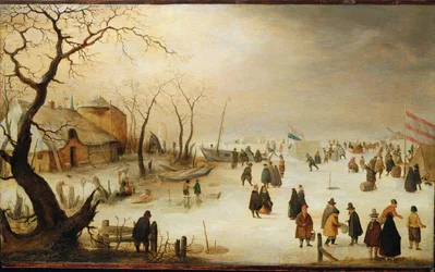 Een winterrivierlandschap met figuren op het ijs