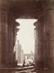 Thebe, Tempel van het Ramesseum, interieur van de hypostyle zaal, 1870s