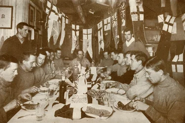 Laatste verjaardagsdiner van kapitein Scott, 6 juni 1911, 1913