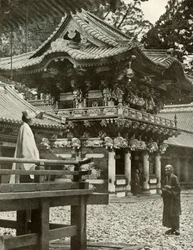 De Yomei-poort in Nikko, 1910