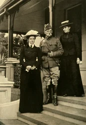 Lord Roberts en zijn dochters in Pretoria, 1900, 1901