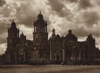 Mexico: hoofdstad Mejico, La catedral (z/w foto)