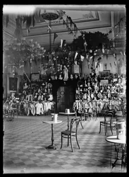 Kunstvereniging verloot prijzen op het stadhuis van Vyborg