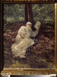 Tolstoi rustend in het bos