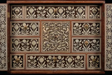 Mughal kabinet, Gujarat of Sindh, West-India