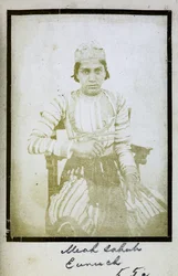 [Portret van] Meah Sahub, Eunuch, c.1856-57 (zwart-wit foto)