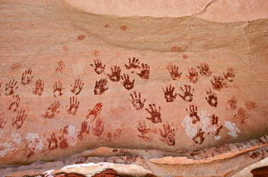 Rotstekeningen van de Anasazi en andere pueblo-bewonende vroege bewoners van de Four Corners