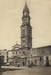 Napels: Chiesa E Piazza Del Carmine