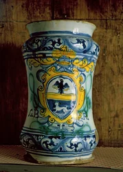 Maiolica apothekerspot