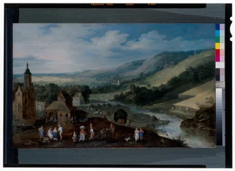 Een uitgestrekt rivierlandschap met boeren die de oogst binnenhalen