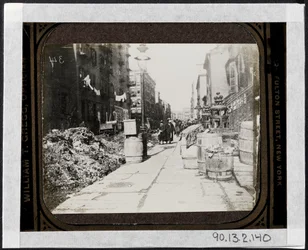 Tammany straatreiniging voor Warings dag, voor 9 Varick Place, c.1890