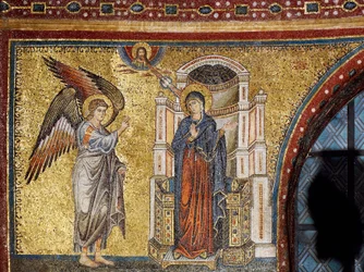 Annunciatie, detail van de Kroning van de Maagd en Verhalen van Maria, door Jacopo Torriti, mozaïek in de apsiskalot, basiliek van Santa Maria Maggiore, Rome, Italië