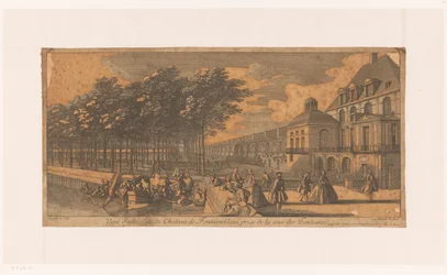 Gezicht op een laan bij de Cour de la Fontaine van kasteel Fontainebleau