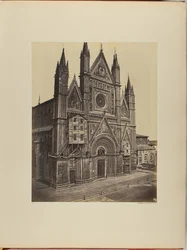De gevel van de kathedraal van Orvieto