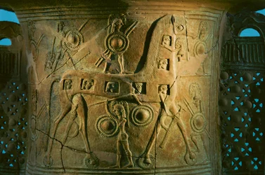 Trojaans paard op zevende eeuw v.Chr. amphora uit Mykonos toont de vroegst bekende...
