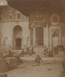 Poort naar het Keizerlijk Paleis en Fontein van Ahmed III