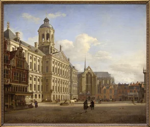 De Dam met het nieuwe stadhuis in Amsterdam