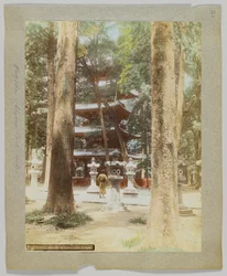 Pagode in Uyeno Park, Tokyo, Japan