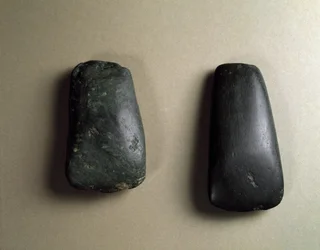 Vuursteen bijlbladen, Jomon-periode 4500-3700 v.Chr.