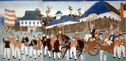 Drieluik toont een parade van buitenlanders, Yokohama, in een open koets getrokken door paarden en geleid door een man die de sterren-en-strepen draagt, en een militaire band, 1861. Utagawa Yoshigawa (actief 1850-1870)