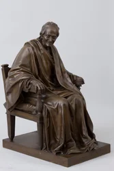 Zittende Voltaire (François-Marie Arouet 1694-1778)